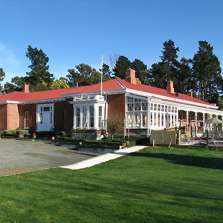 Ugbrooke Country Estate 호텔 Lower Dashwood 외부 사진