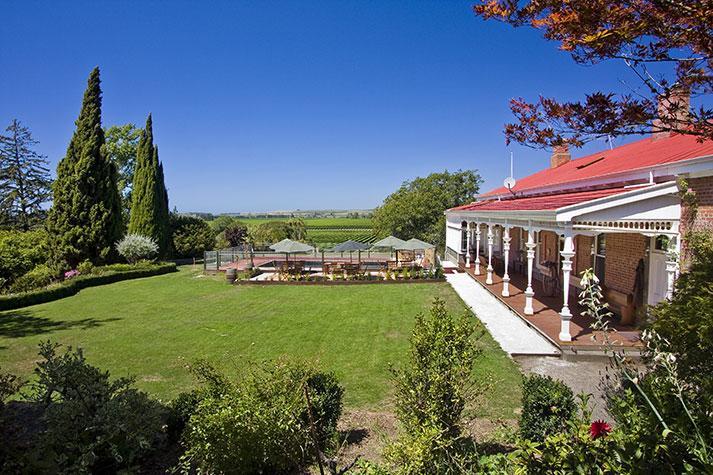 Ugbrooke Country Estate 호텔 Lower Dashwood 외부 사진