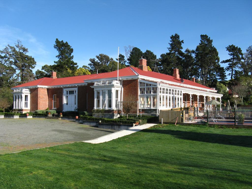 Ugbrooke Country Estate 호텔 Lower Dashwood 외부 사진