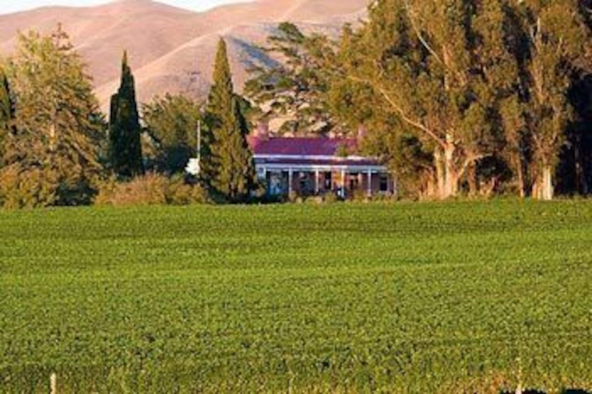 Ugbrooke Country Estate 호텔 Lower Dashwood 외부 사진